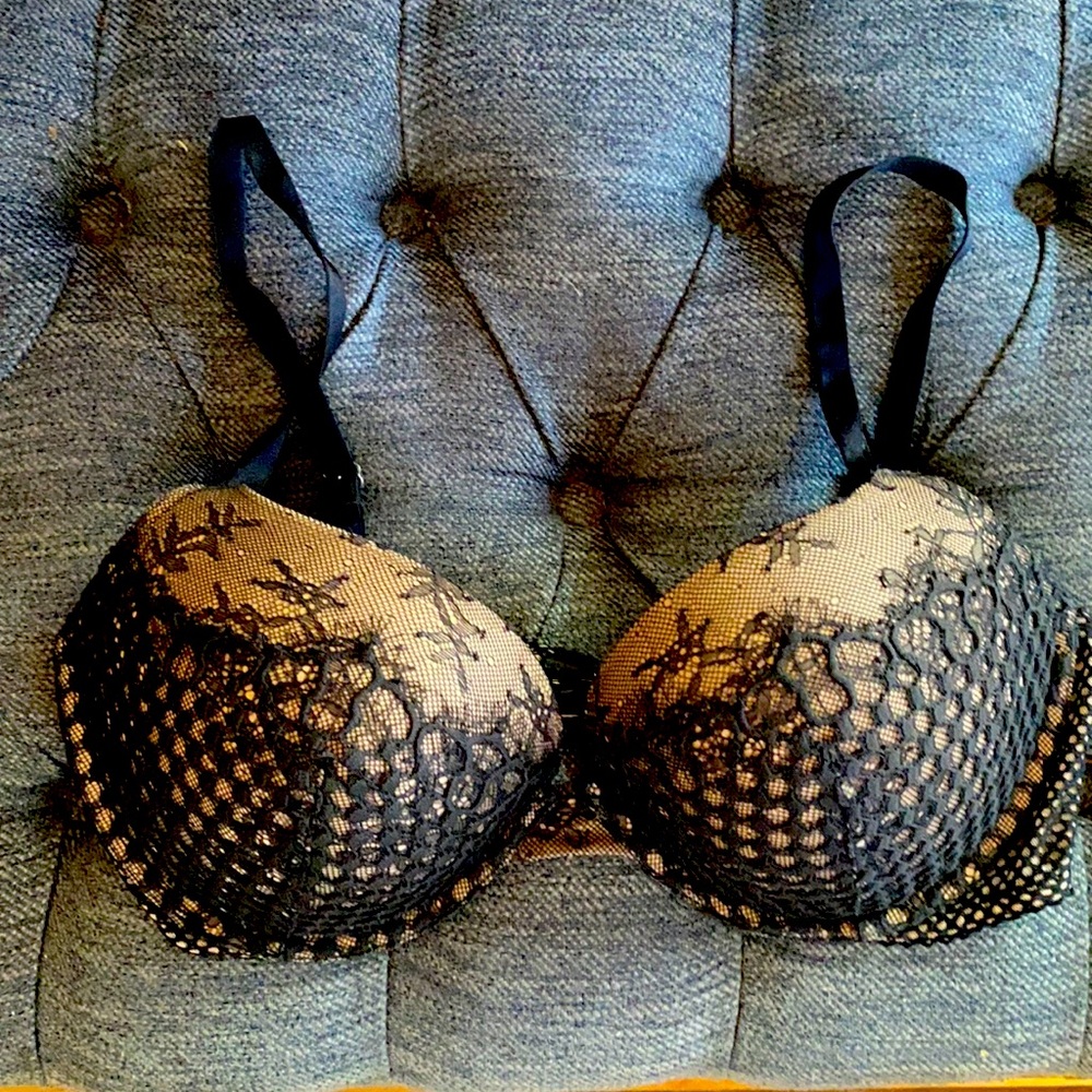 Very Sexy Black Lace push-up